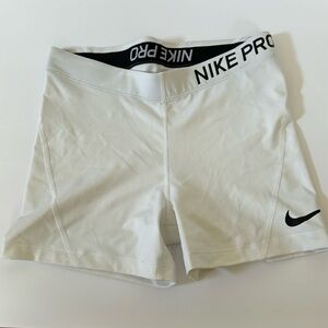 Women’s Nike Pro